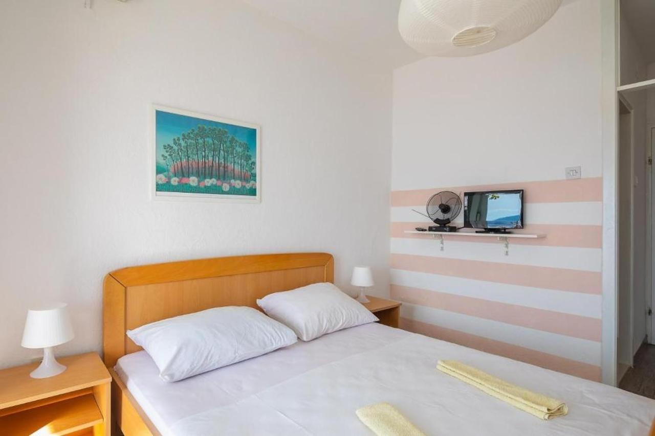 Apartments Roza Omiš Exterior foto